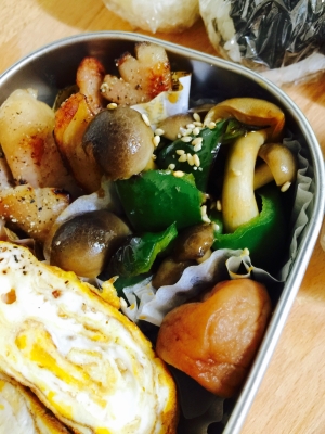 お弁当のおかず しめじとピーマンの豆板醤炒め レシピ 作り方 By Toytoy Saori2005 楽天レシピ