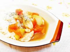 鶏ムネ入り♪トマトとじゃがいものスープ