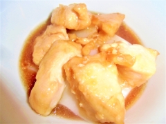 鶏モモ肉で黄金比蒸し鶏