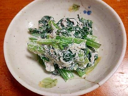 小松菜の　胡麻マヨ和え