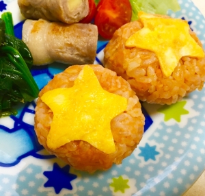 子供喜ぶ ツナケチャップ味のお星様おにぎり レシピ 作り方 By Kuuuma 楽天レシピ