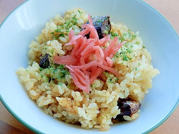 味噌味付きサンマで❤炊き込みご飯♪（ターメリック）