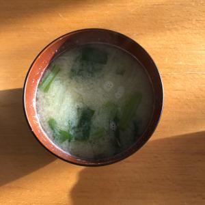 小松菜と玉ねぎの味噌汁 レシピ 作り方 By Sancyu3 楽天レシピ