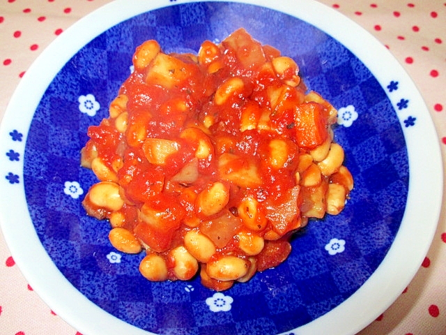 11. 洋食の付け合わせに♪ トマト味の大豆の煮物