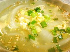 もやしと玉ねぎの中華スープ