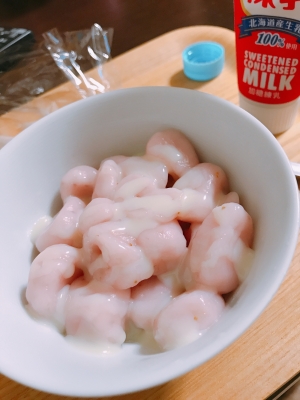 可愛い いちご白玉だんごのデザート レシピ 作り方 By てぉちゃん 楽天レシピ