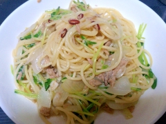 豆苗とツナのパスタ