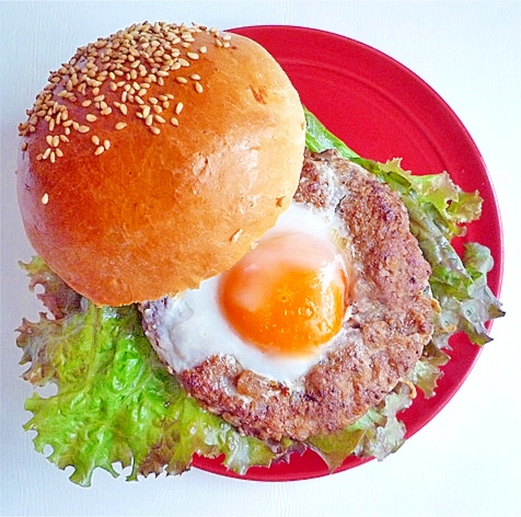 月見バーガー