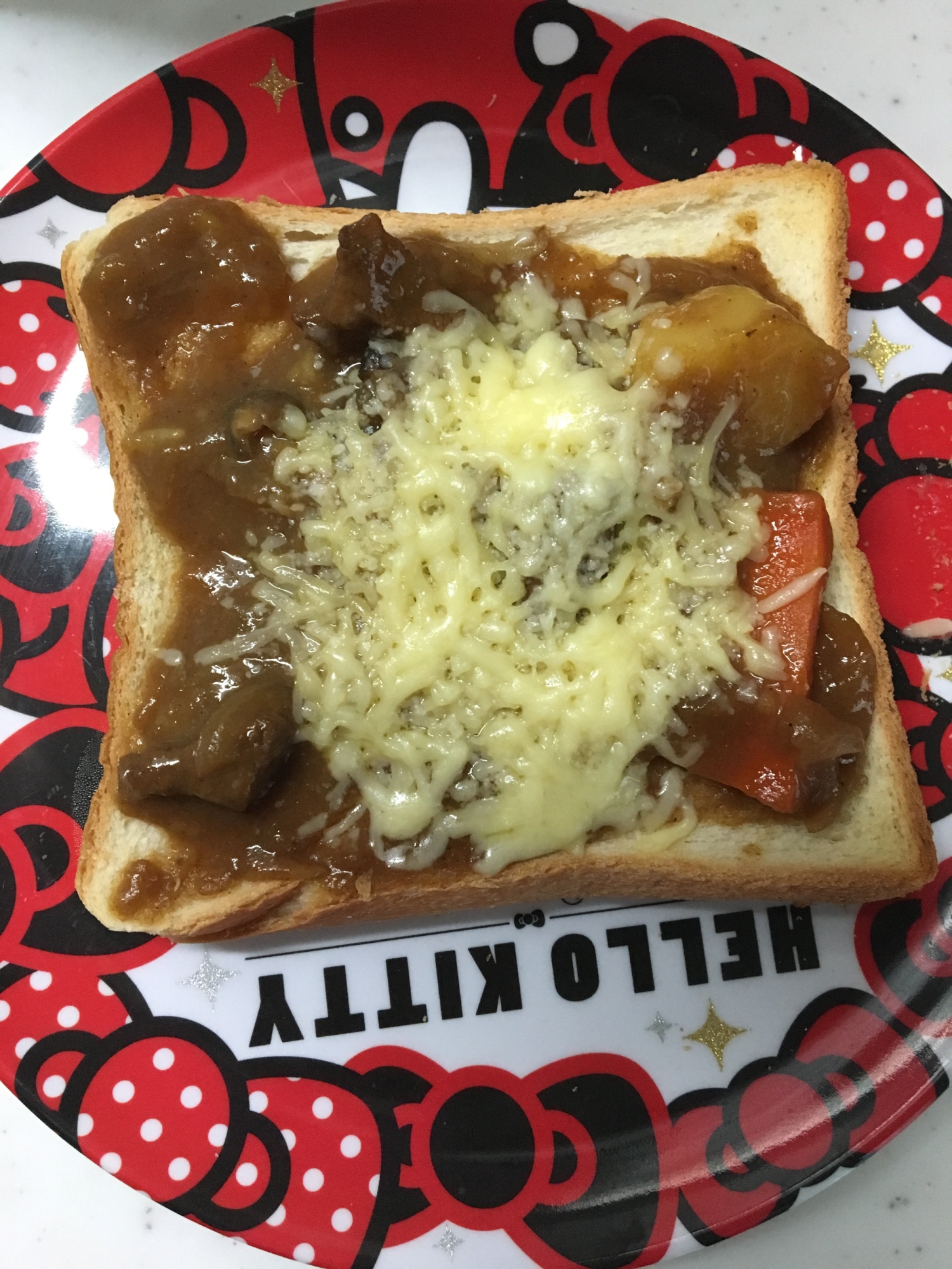 食パンで☆カレーのパルミジャーノレッジャーノのせ