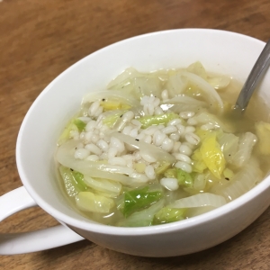 白菜と玉ねぎのもち麦スープ レシピ 作り方 By Mayu 12 楽天レシピ