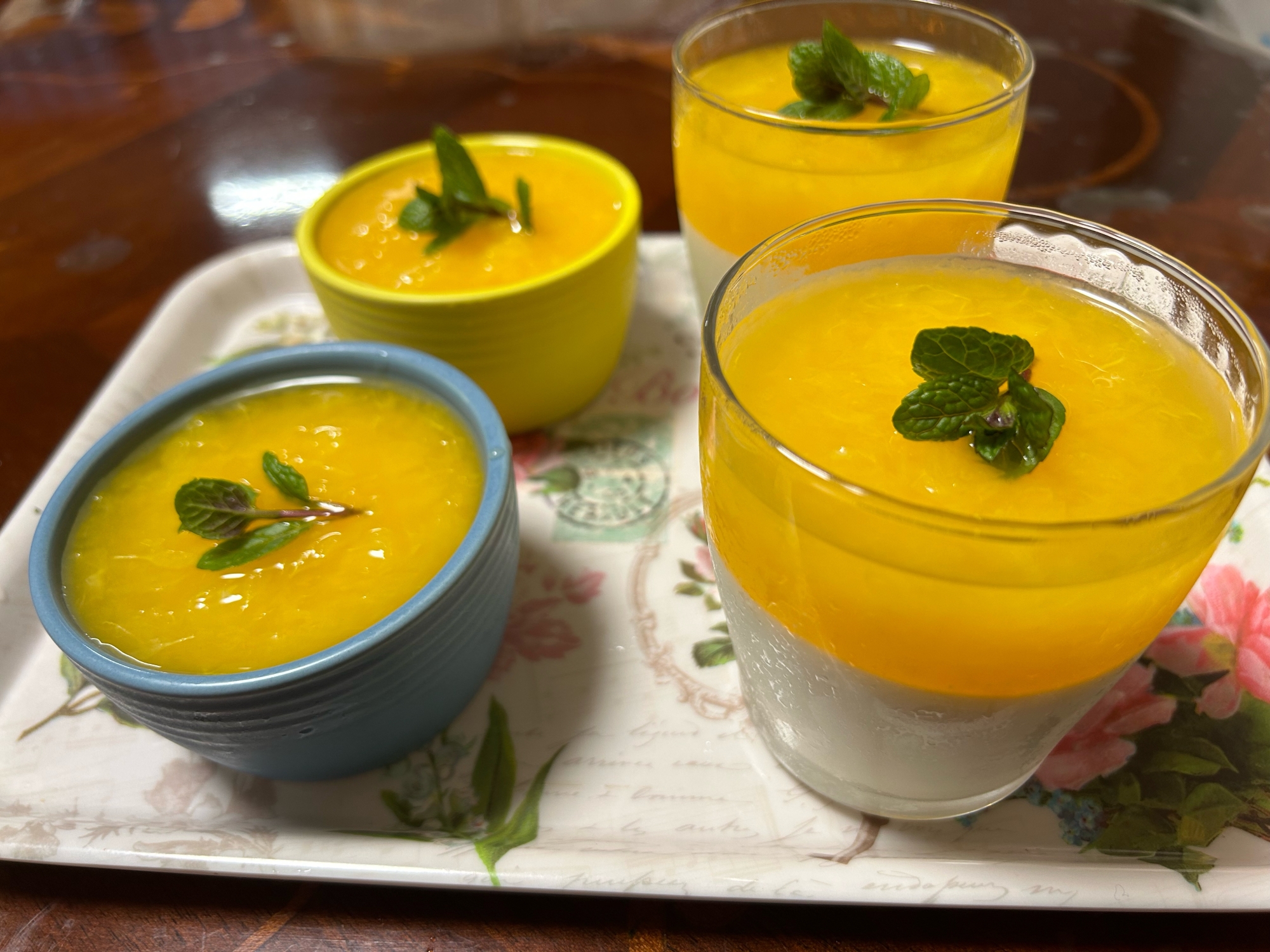 余ったホイップクリームでパンナコッタ♡