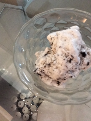 簡単 クッキークリームアイスクリーム 手作り レシピ 作り方 By のんのん８２１５ 楽天レシピ