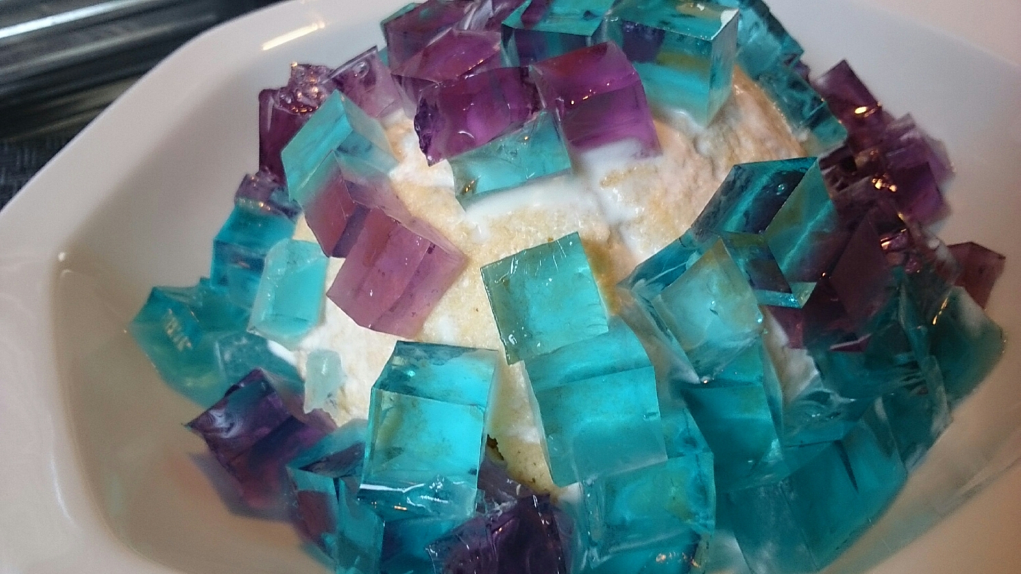 紫陽花ゼリーの簡単なケーキ♪