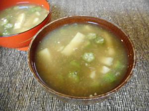 オクラと油揚げの味噌汁 レシピ 作り方 By Mococo05 楽天レシピ
