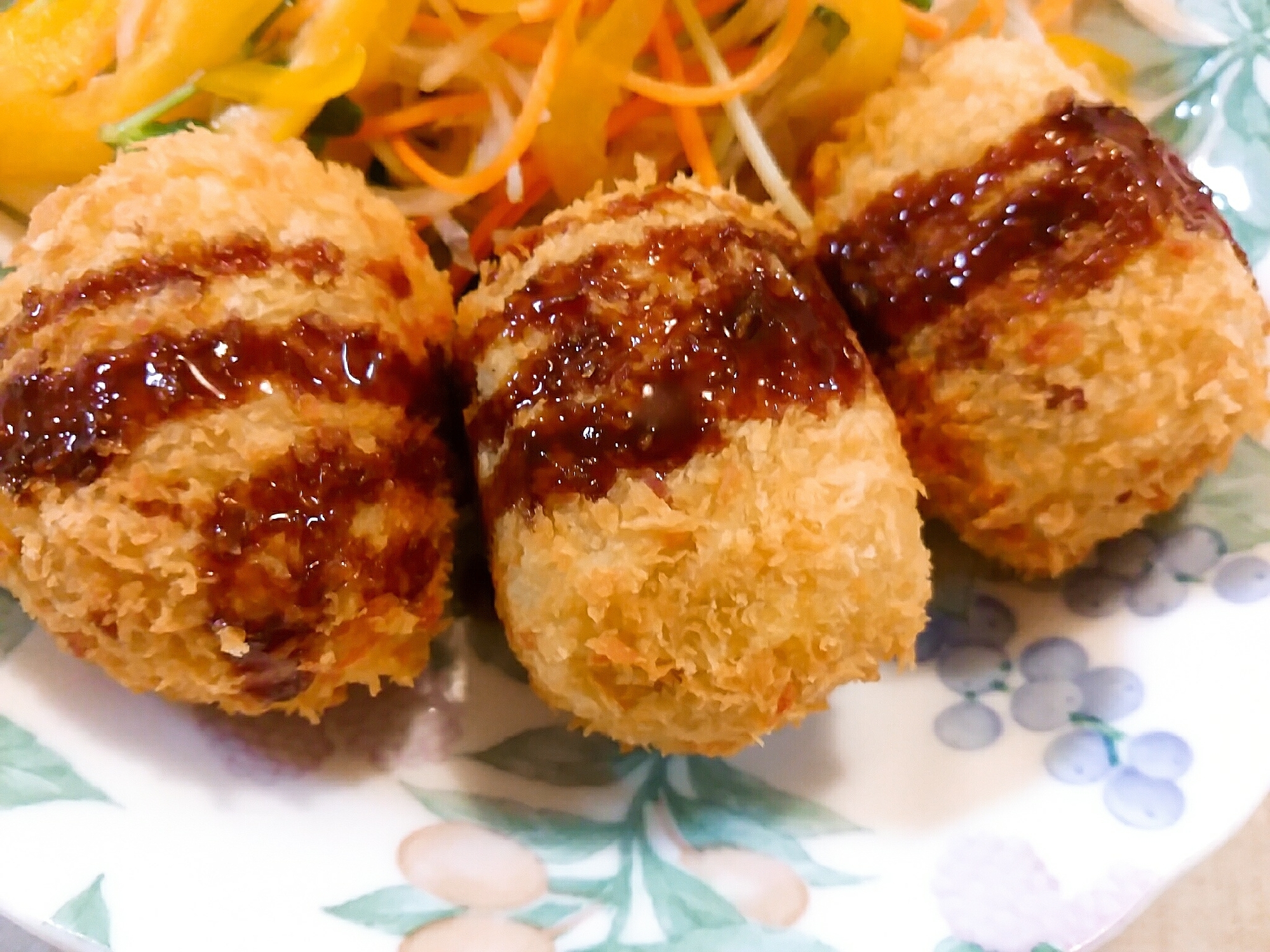 薩摩芋と豚バラ肉のコロッケ