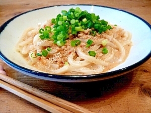 冷凍うどんで簡単 釜揚げ風ごまだれそぼろうどん レシピ 作り方 By Kouaya2319 楽天レシピ