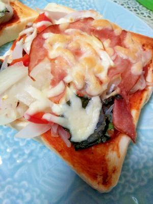バジルハム玉ねぎの食パンピザ レシピ 作り方 By 田舎のばあさん 楽天レシピ バジルハム玉ねぎの食パンピザ レシピ 作り方 By 田舎のばあさん 楽天レシピ