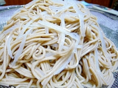 消化を助ける☆佐野名物“大根そば”