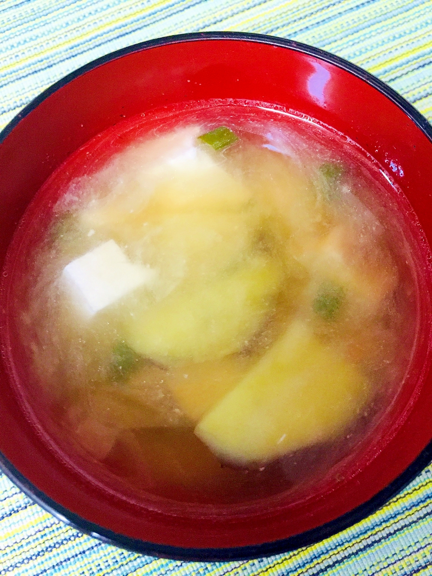 さつまいもとお豆腐のお味噌汁