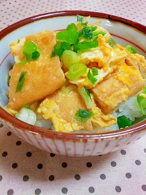 油揚げで簡単 味付けはめんつゆで きつね丼 レシピ 作り方 By ラズベリっち 楽天レシピ