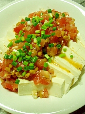 完熟トマトと納豆のソースの豆腐サラダ レシピ 作り方 By 巾着蟹 楽天レシピ