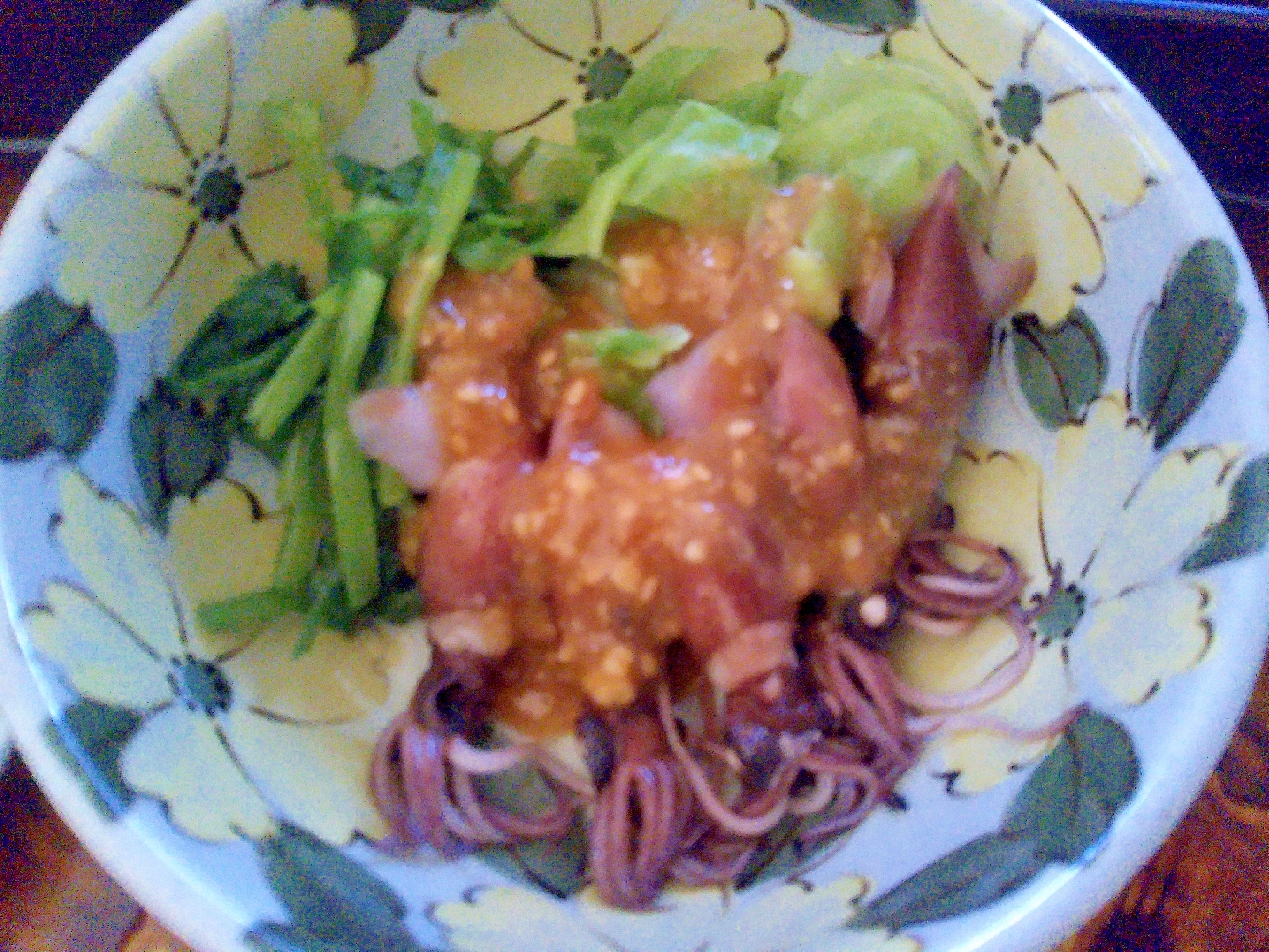 ホタルイカ＆セリ＆キャベツの胡麻酢味噌和え
