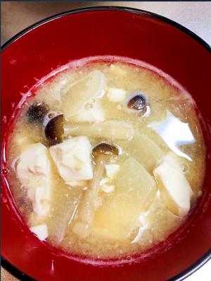 ぶなしめじと大根とお豆腐のお味噌汁 レシピ 作り方 By Kaede 楽天レシピ