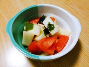 夕飯の簡単おかず かぶとトマトとわかめの酢醤油和え レシピ 作り方 By はじゃじゃ 楽天レシピ