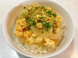 簡単 めんつゆでたまご丼 レシピ 作り方 By らーママ 楽天レシピ