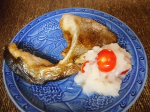 カンパチ塩焼きのトマトおろし添え レシピ 作り方 By Mococo05 楽天レシピ カンパチ塩焼きのトマトおろし添え レシピ 作り方 By Mococo05 楽天レシピ