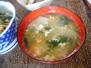 小松菜とネギと卵の味噌汁 レシピ 作り方 By Mococo05 楽天レシピ