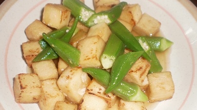 高野豆腐とオクラの炒め物