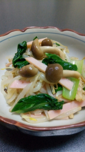 小松菜としめじとハムの辛子和え レシピ 作り方 By なおっち94 楽天レシピ