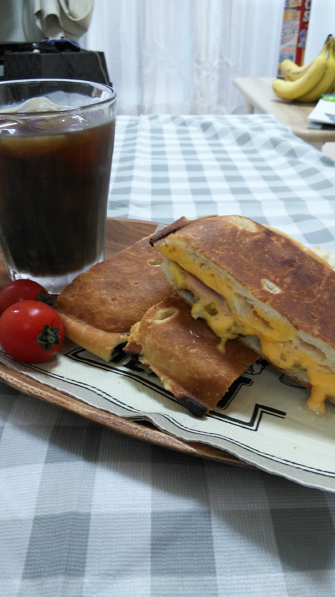 捏ねなくてＯＫ！夜混ぜて、朝焼くフォカッチャ