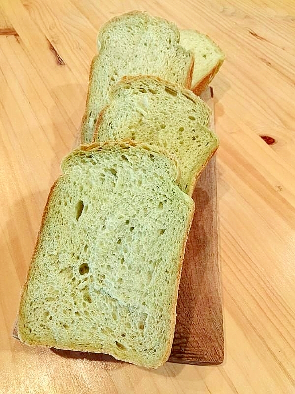 白神こだま酵母＊HBでほのかに香る　生よもぎ食パン