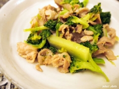 簡単！豚バラとブロッコリーのウェイパー炒め
