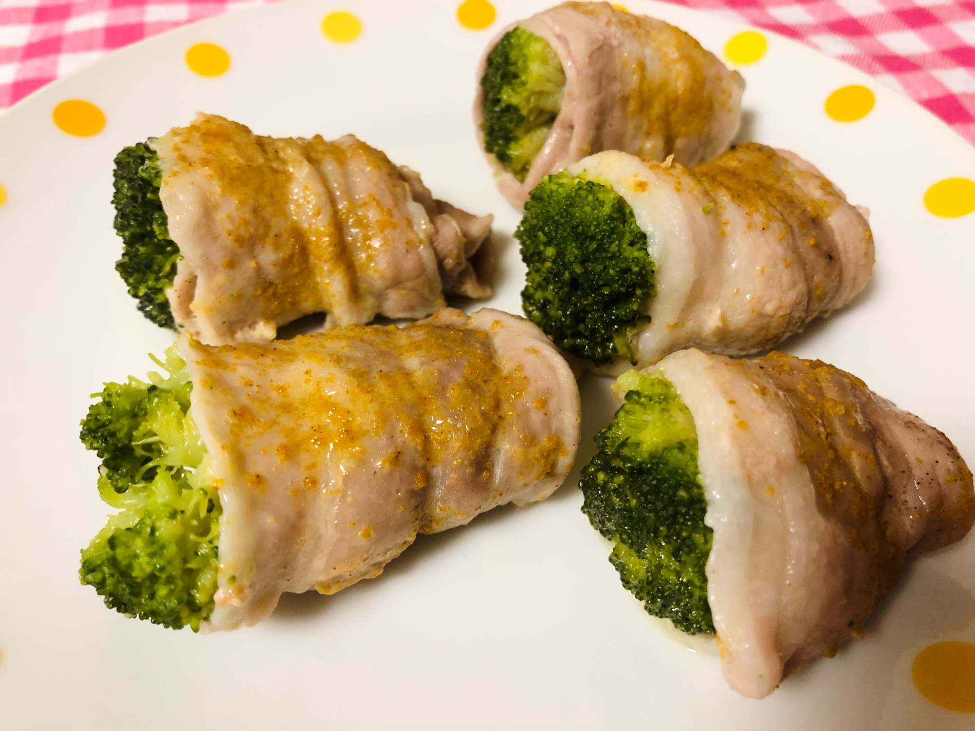 電子レンジで簡単☆ブロッコリーの豚肉巻き