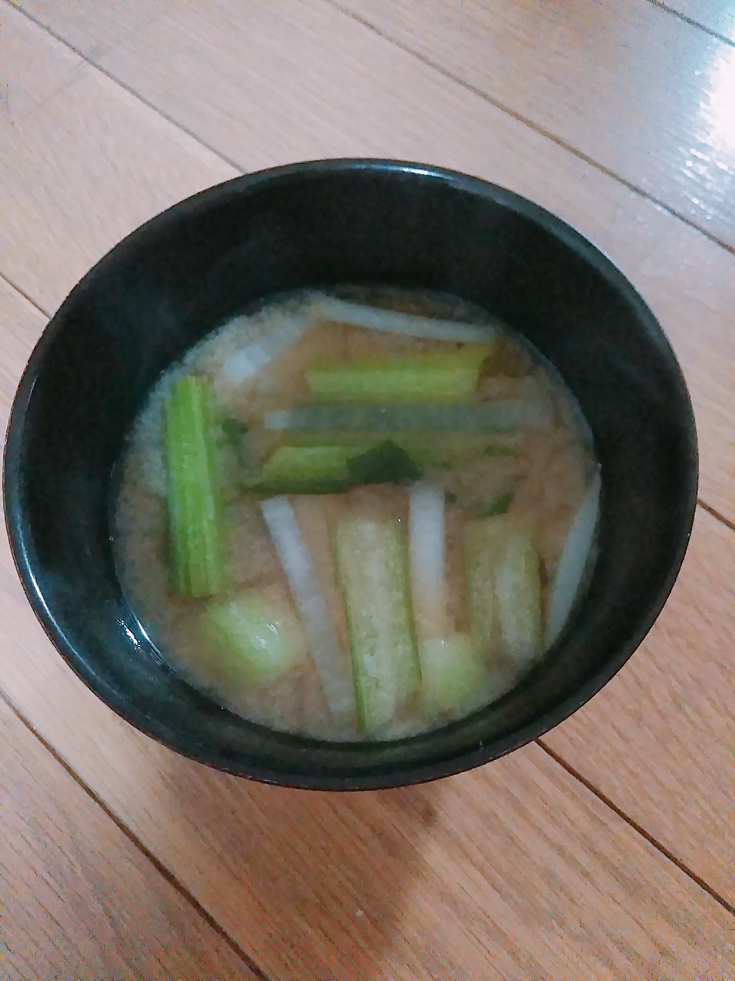 小松菜と長芋のみそ汁