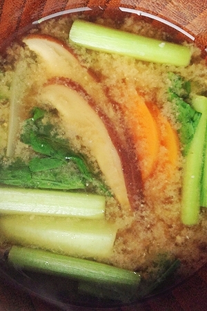 有機野菜と活きた酵素のお味噌汁 レシピ 作り方 By Tempest Yasai 楽天レシピ