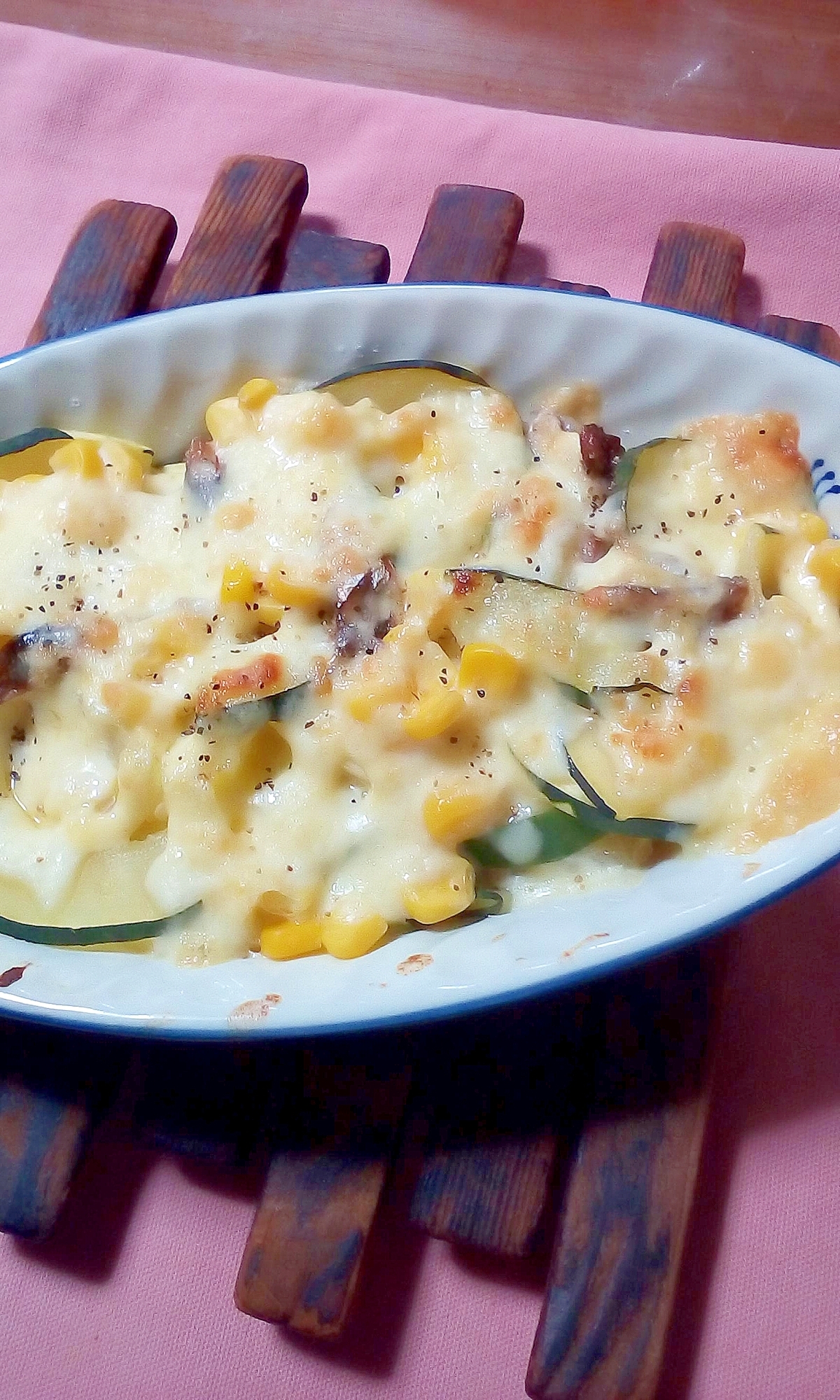 オイルサーディン缶詰とズッキーニの大蒜チーズ焼き