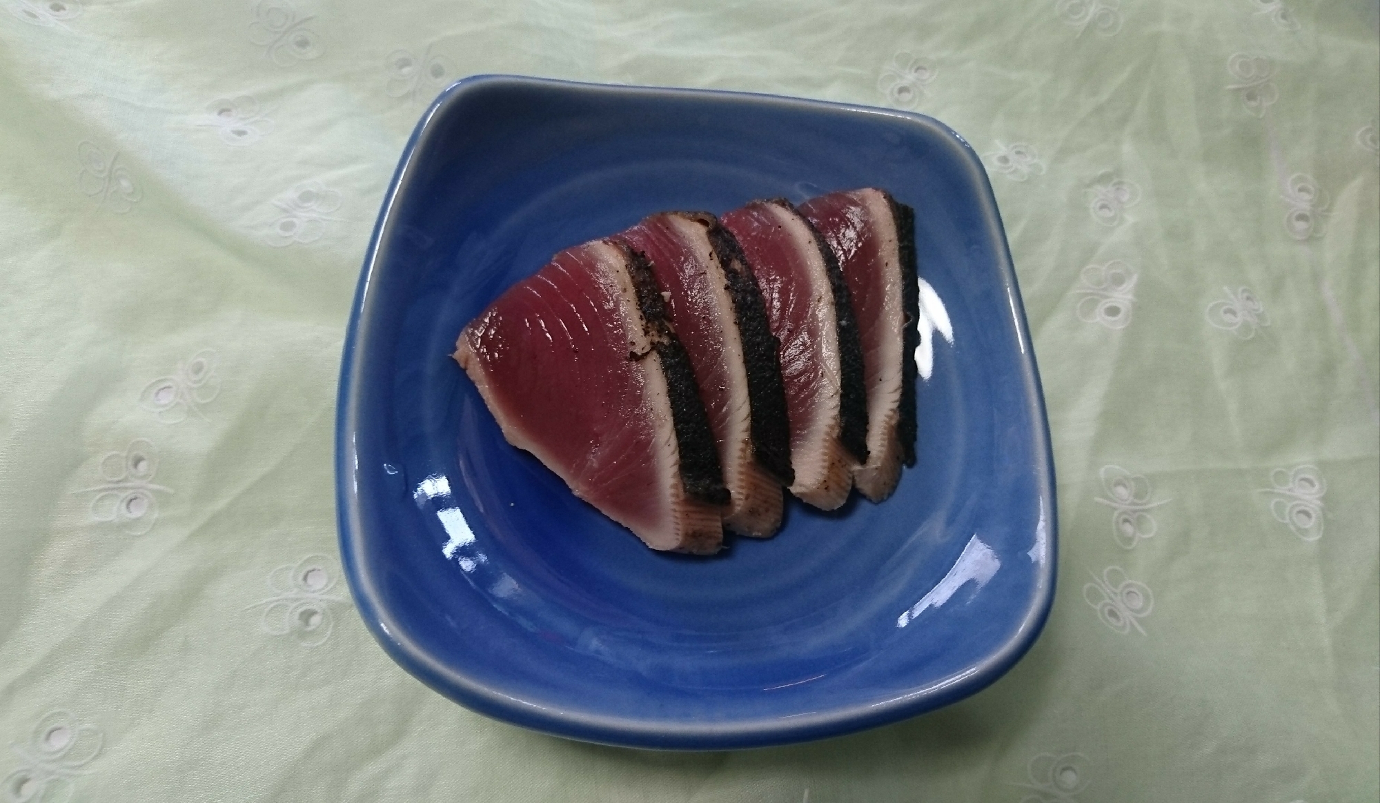 鰹のたたき✨旬のニンニク醤油で食欲増し増し