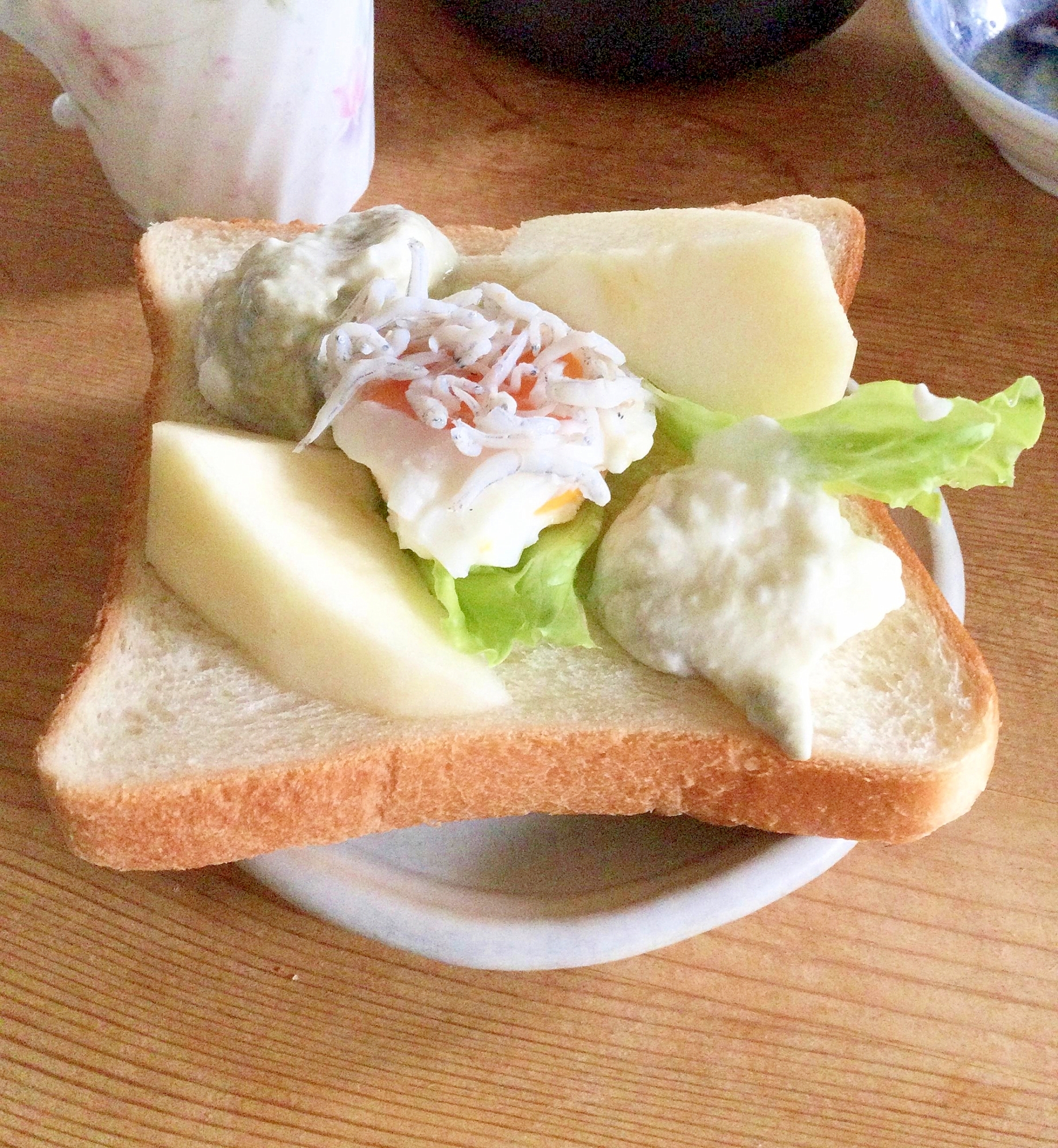 たまごしらすりんごレタスオープンサンド♪