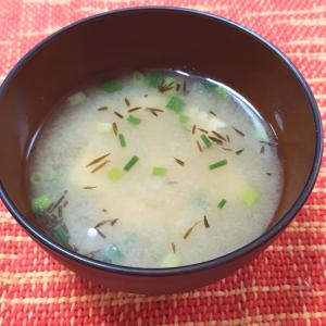 あかもく ぎばさ と豆腐の味噌汁 レシピ 作り方 By ピッ君0129 楽天レシピ