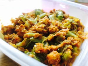 野菜をたっぷり食べるドライカレー ダイエット向け レシピ 作り方 By Jj2741 楽天レシピ