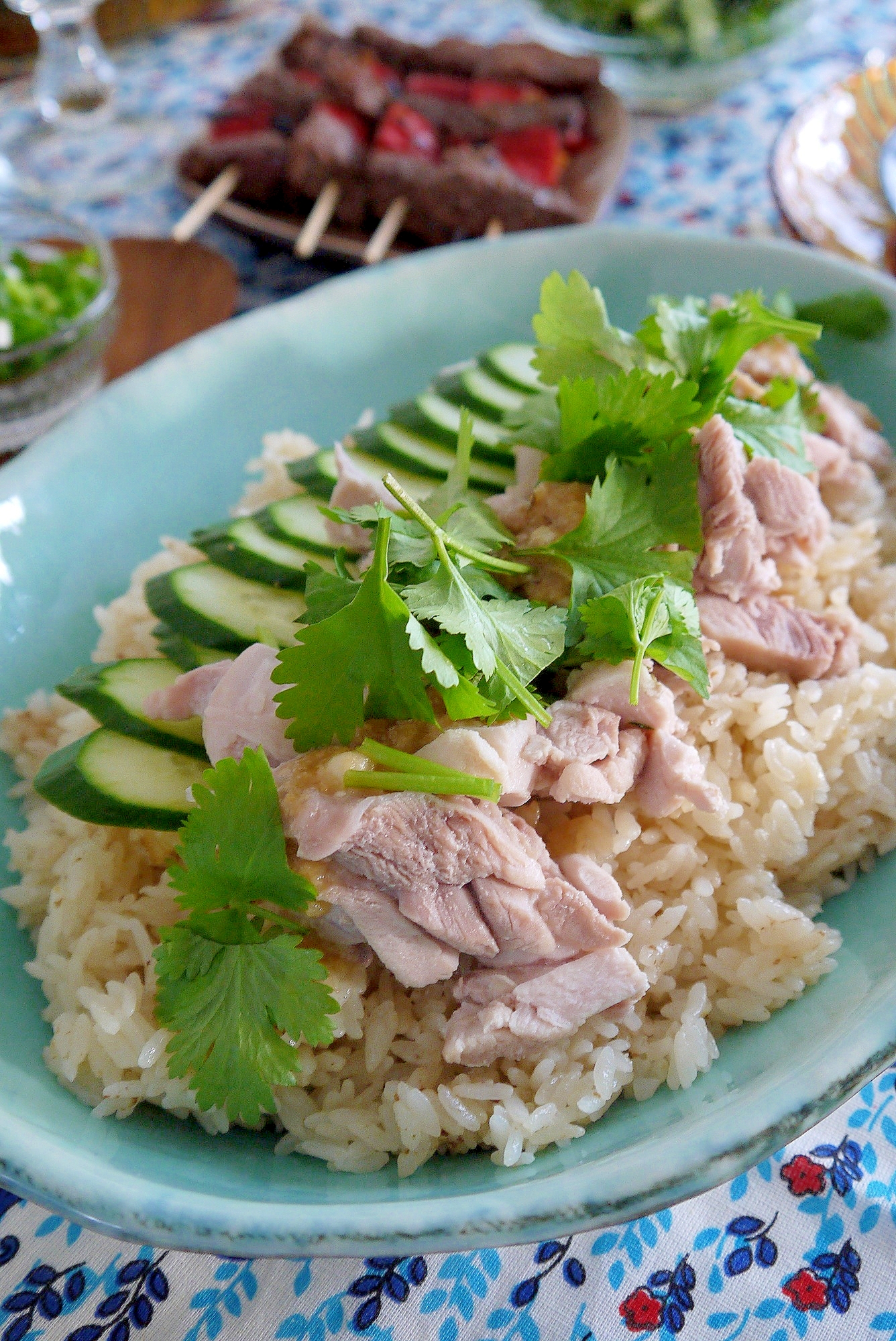 1.　本格的！タイ米を使ったカオマンガイ