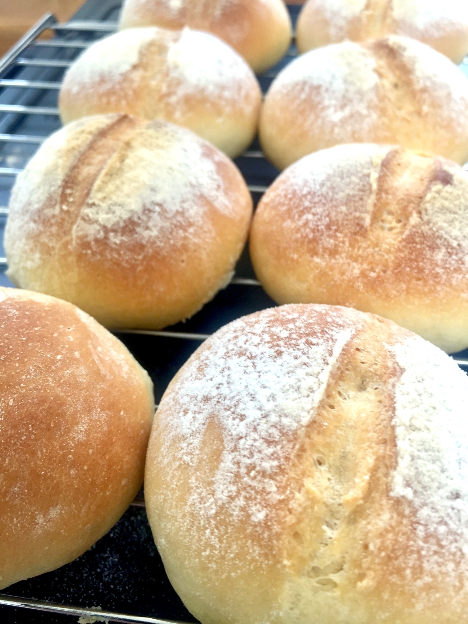 フランスパンで丸パン！ テーブルパン - MORE-IPPIN | 毎日の献立の「もう一品」を提案するサービス