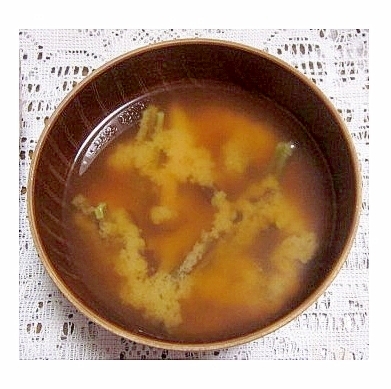 わらびの冷やし味噌汁