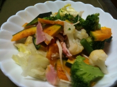 簡単）蒸し野菜サラダ