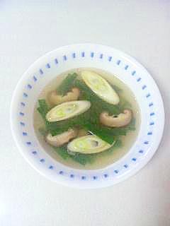 5. にらとねぎの中華スープ