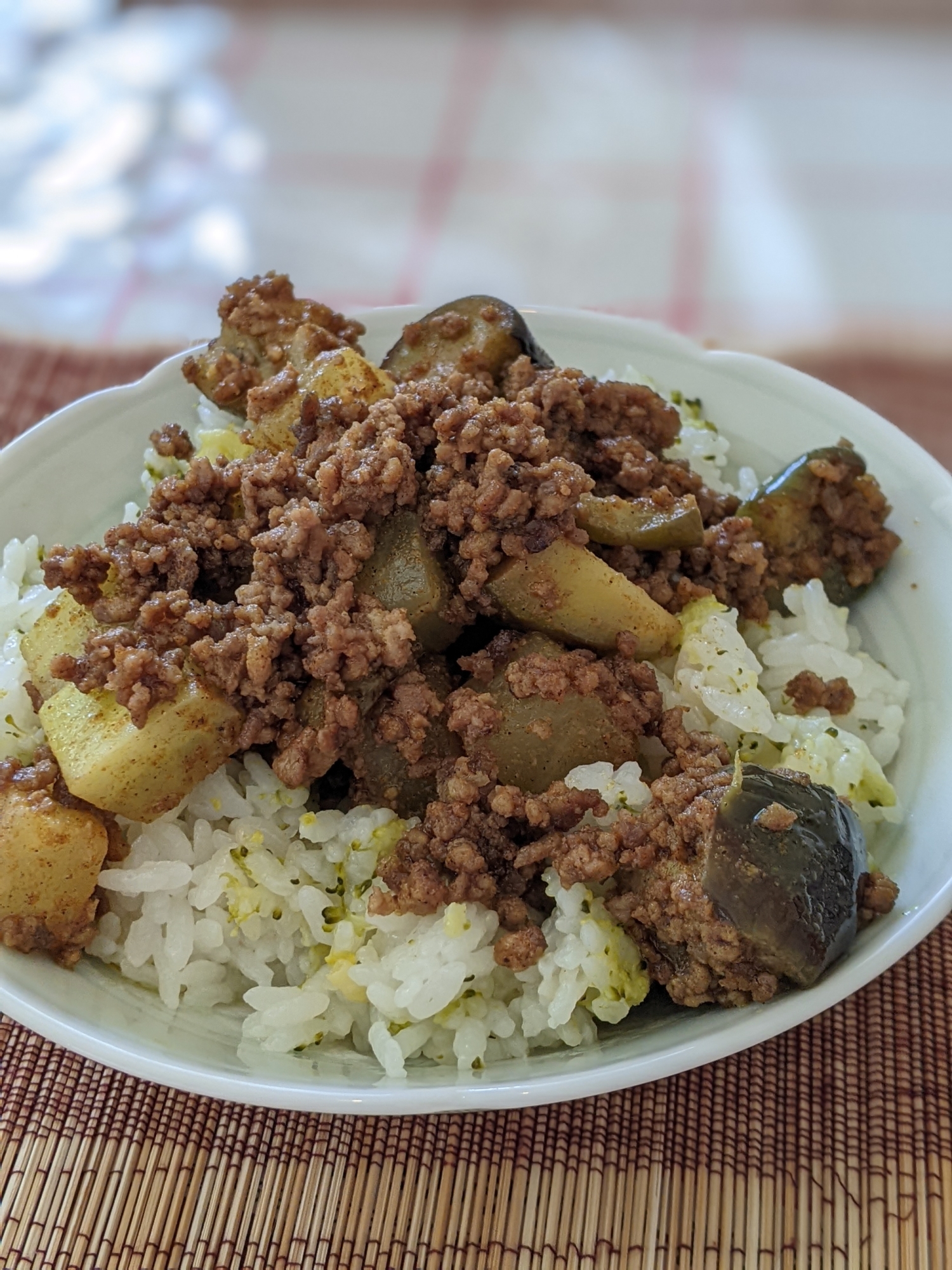 食べごたえあり♪なすと大根のごろごろドライカレー